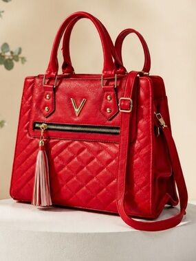NWT Beautiful Leather Bag.